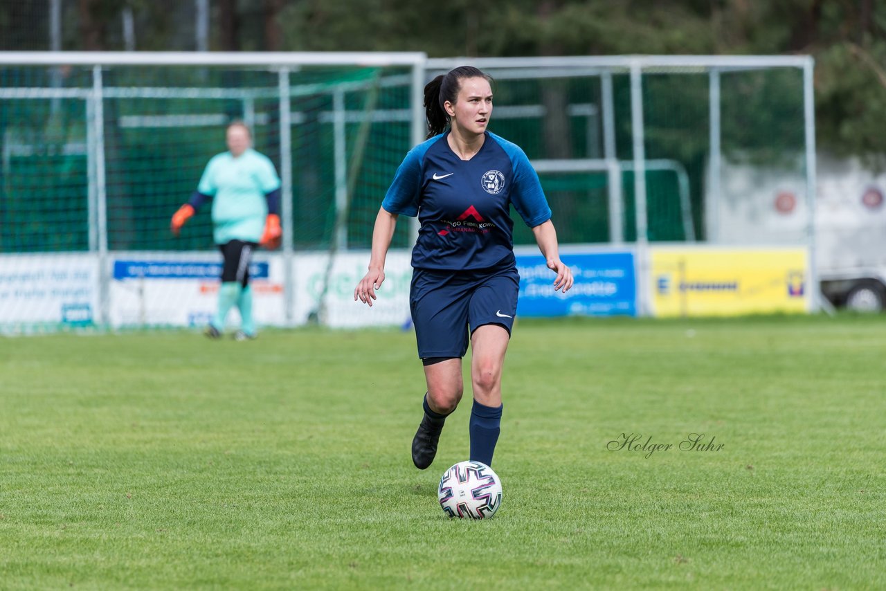 Bild 266 - F SV Boostedt - SV Fortuna St. Juergen : Ergebnis: 2:1